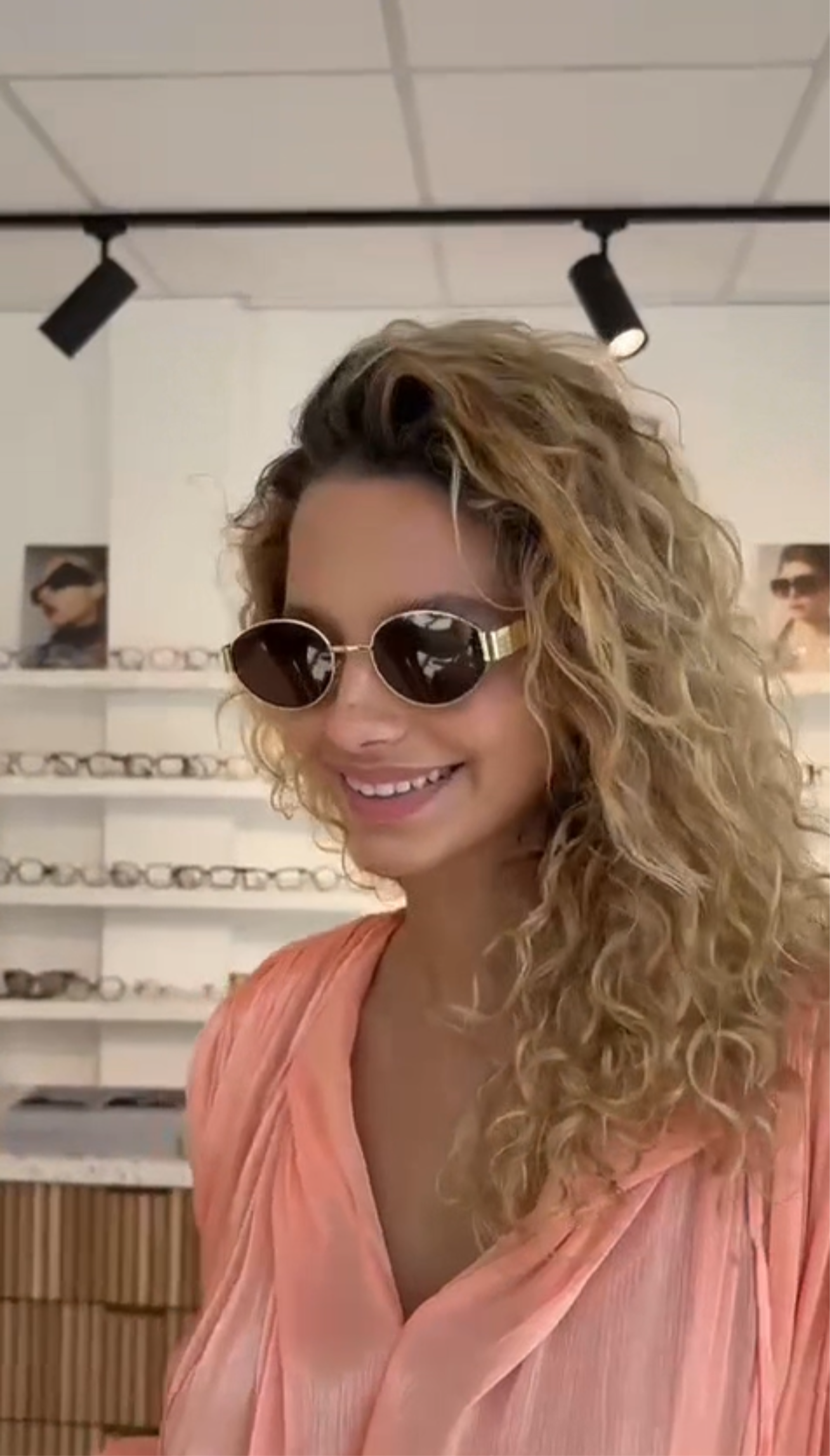 IKALY ELINE – Lunettes de soleil femme dorées & verres bruns