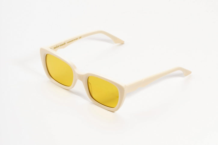 LA HONEYCOMB – Lunettes de soleil crème | JULIENNE