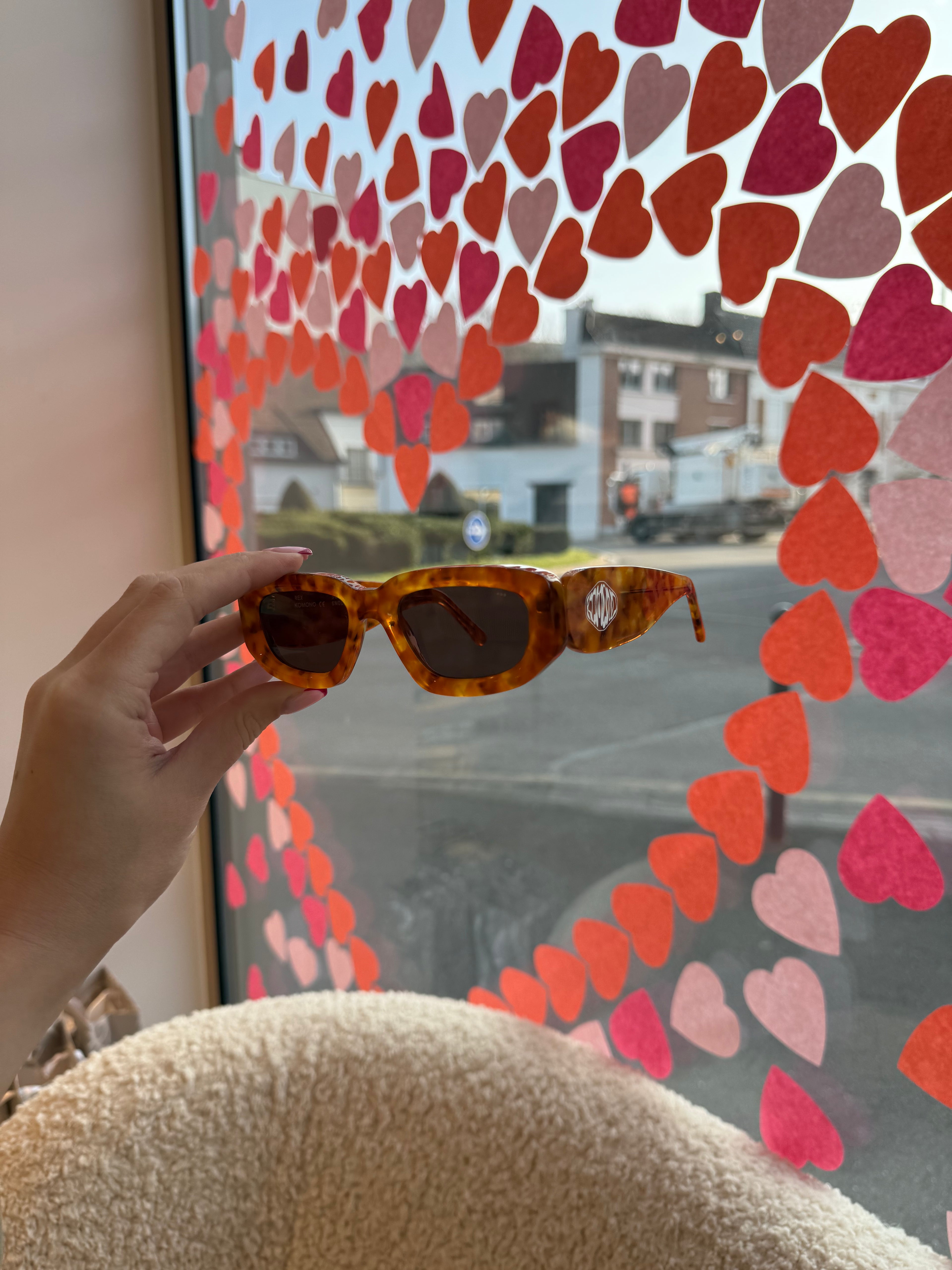 KOMONO Rex – Lunettes de soleil femme écaille