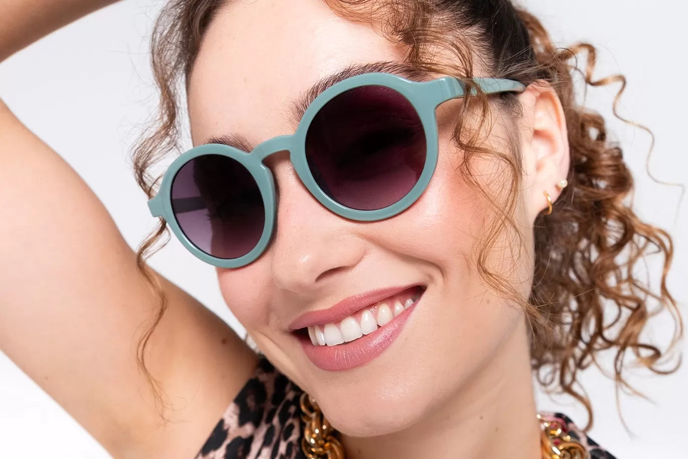 IKALY SP4268 – Lunettes de soleil femme bleu acétate et verres gris